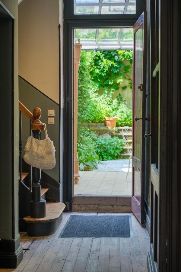 Appartement Avec Son Patio Dans Centre Historique De Bourg Buitenkant foto